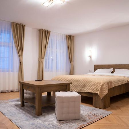 Coban Residence - A4 - Rustic Apartment Braşov Eksteriør bilde