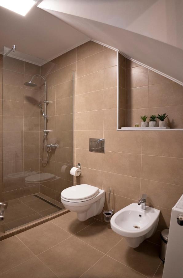 Coban Residence - A4 - Rustic Apartment Braşov Eksteriør bilde