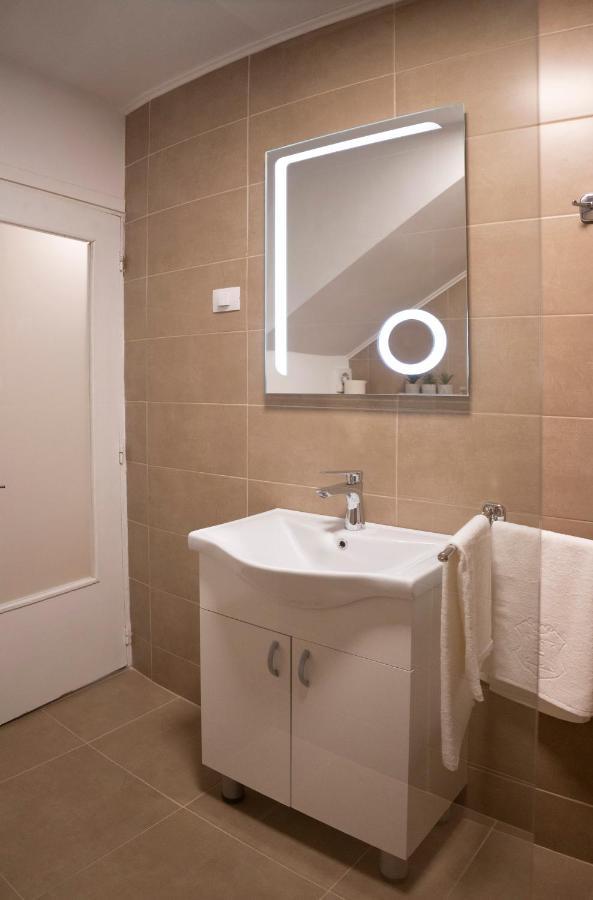 Coban Residence - A4 - Rustic Apartment Braşov Eksteriør bilde